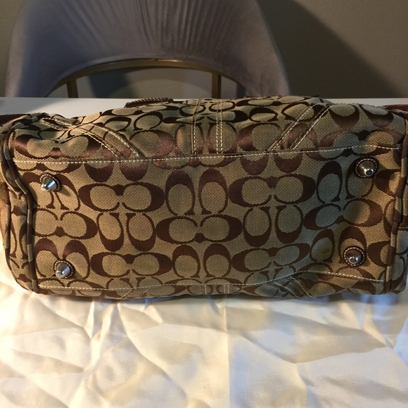 *Authentic* Coach Handbag - Picture 2 of 8